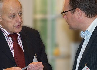 Kennis delen en adviezen hoogwaardige technische kunststof onderdelen en assemblies